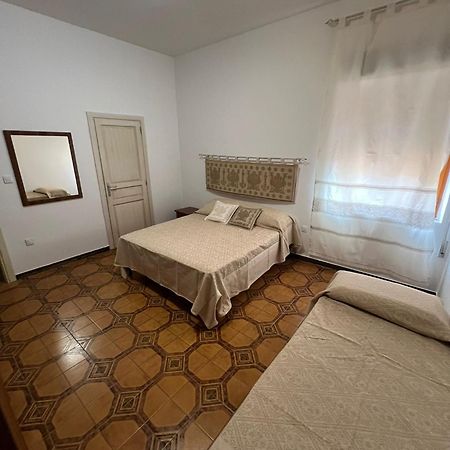 B&B Via Dei Mille Castelsardo Exterior photo